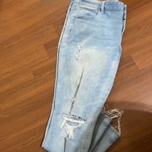 Distressed Skinny Jeans